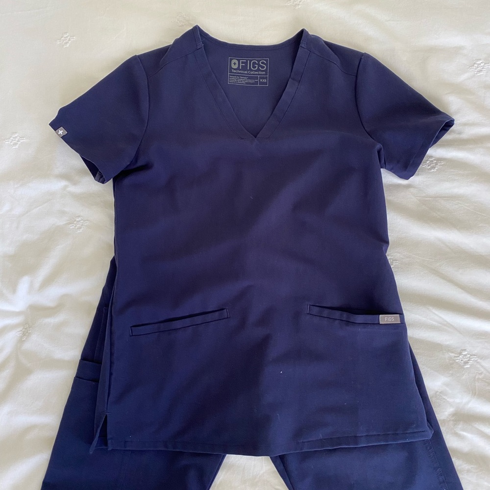Figs scrub set